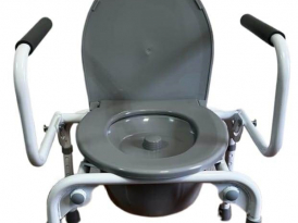 кресло-стул с санитарным оснащением